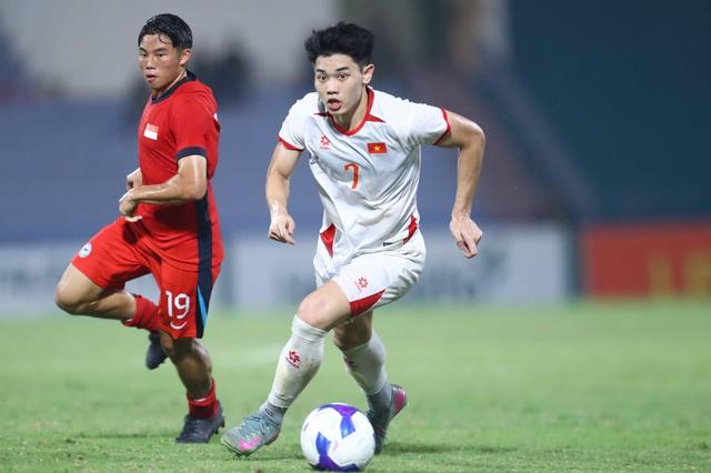 U.23 Việt Nam 'quy hoạch' hàng công: Thầy Kim không thiếu nhân tài, nhưng...- Ảnh 1.