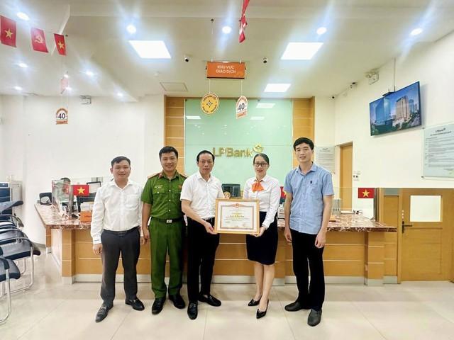 LPBank liên tiếp ngăn chặn các vụ lừa đảo chiếm đoạt tài sản  - Ảnh 1.