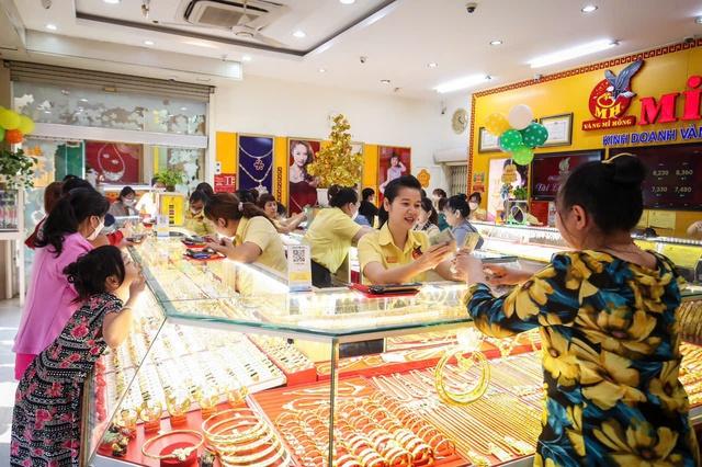 Mang vàng qua sân bay được không?  - Ảnh 2.