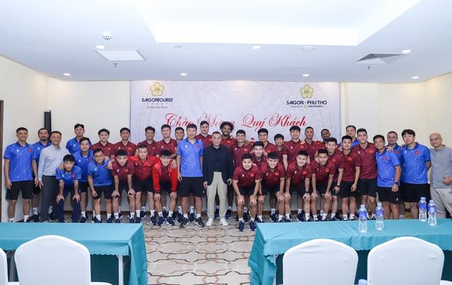 Chủ tịch VFF Trần Quốc Tuấn chúc mừng Xuân Son, muốn đội tuyển Việt Nam làm được điều đặc biệt- Ảnh 3.
