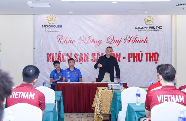 Chủ tịch VFF Trần Quốc Tuấn chúc mừng Xuân Son, muốn đội tuyển Việt Nam làm được điều đặc biệt- Ảnh 1.