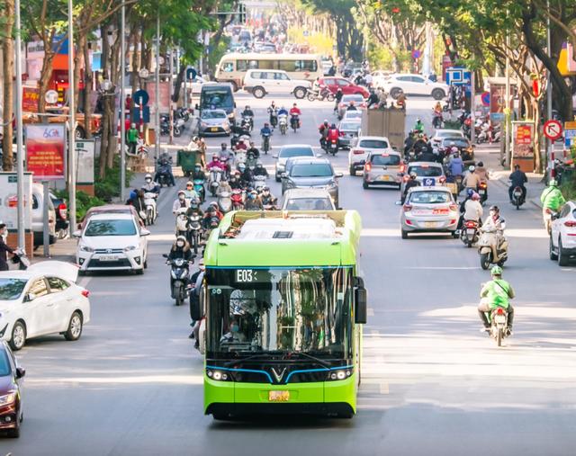 Vì sao VinFast được 'chọn mặt gửi vàng' cho gói thầu 260 tỉ chuyển đổi xanh?- Ảnh 1.