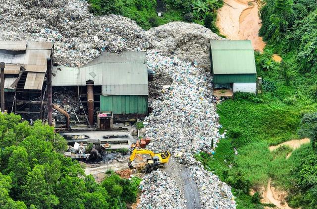Rác tồn đọng Bảo Lộc vượt 70 . 000 Tấn gây ô nhiễm môi trường nghiêm trọng - Ảnh 3.
