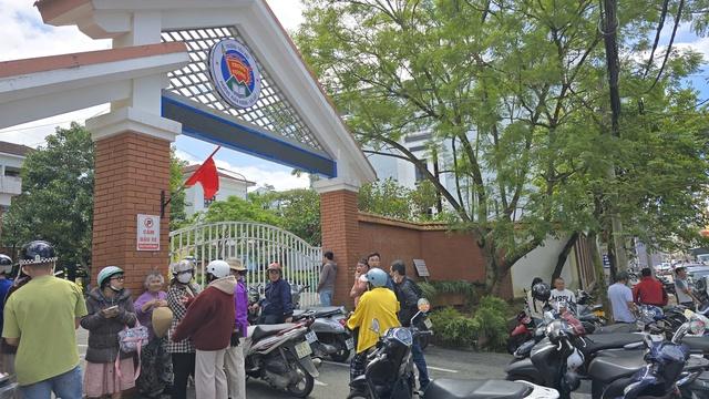 Vụ thực phẩm bẩn vào trường học ở Lâm Đồng: Bếp bán trú hoạt động trở lại- Ảnh 1.