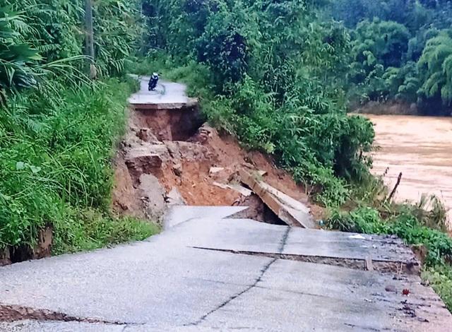 Đà Nẵng sẽ chi 200 tỉ đồng hỗ trợ người dân bị thiệt hại do mưa lũ- Ảnh 1.