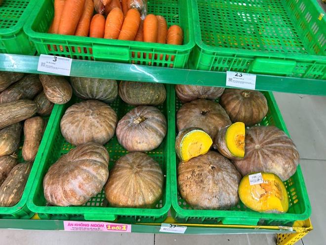 Giá rau tăng quá cao: Người săn sale, người tập tành trồng rau… - Ảnh 7.