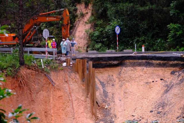 Công bố tình huống khẩn cấp về thiên tai sạt lở đèo Mimosa - Ảnh 1.