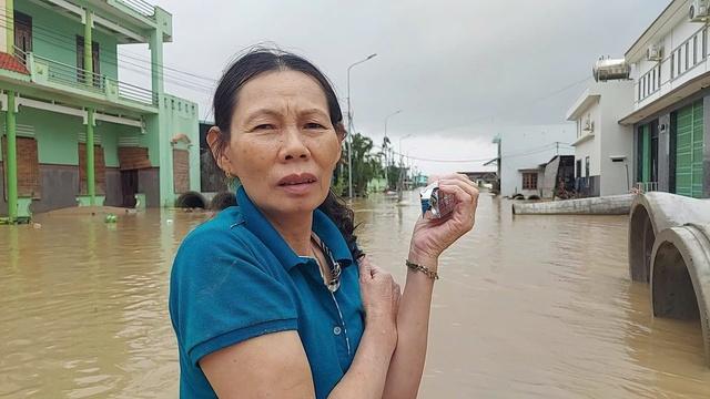 Nhịn đói 2 ngày, bám mái tôn chờ cứu hộ: Người Gia Lai kể lại phút thoát hiểm - Ảnh 3.