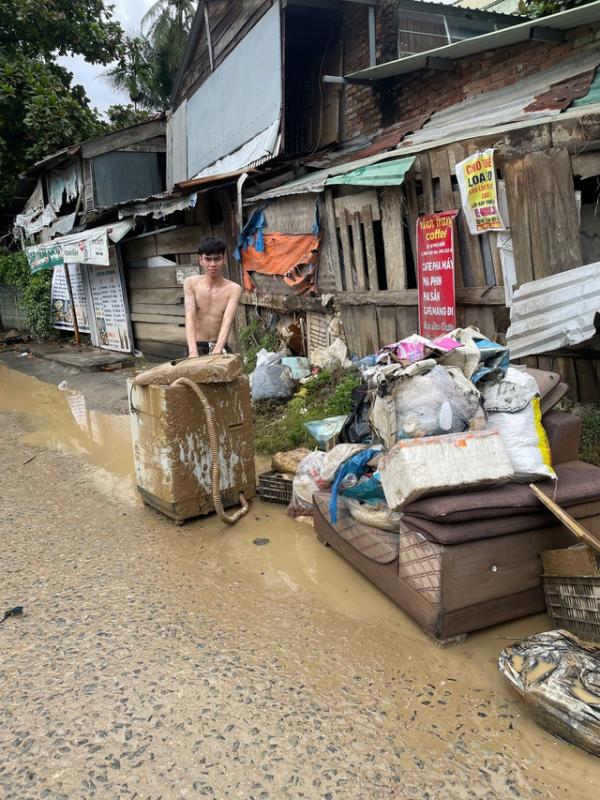 Người dân phố biển Nha Trang cần gì sau ngập lụt lịch sử?- Ảnh 5.