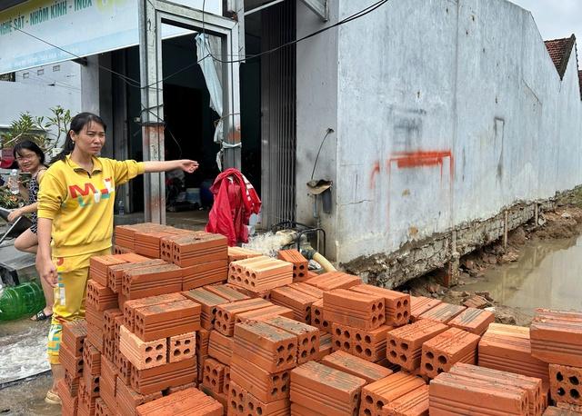 Rốn lũ Phú Yên cũ gượng dậy giữa đổ nát sau ngập lụt lịch sử- Ảnh 8.