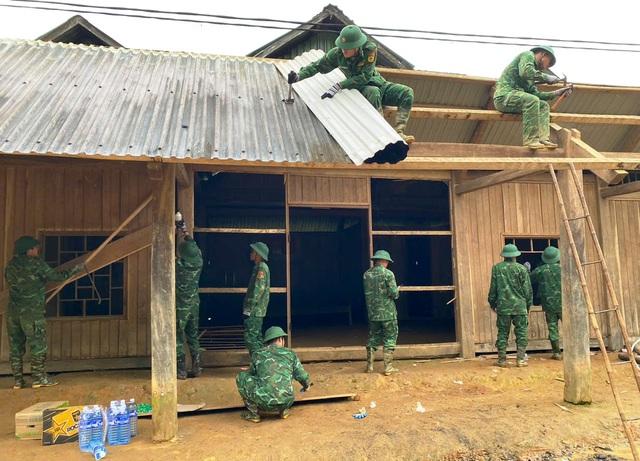 Xã vùng cao Đà Nẵng di dời khẩn cấp nhiều hộ dân vì sạt lở bủa vây- Ảnh 2.
