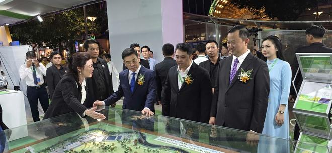 VWS triển lãm mô hình xử lý rác hiện đại, người dân TP.HCM hào hứng tham quan- Ảnh 6.