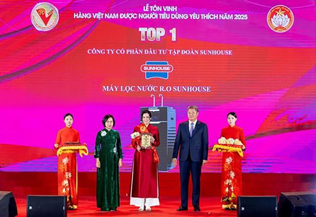 Chuỗi vinh danh liên tiếp khẳng định vị thế Top đầu máy lọc nước RO UltraX SUNHOUSE - Ảnh 1.