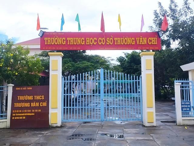 Kỷ luật hiệu trưởng nhậu trong giờ làm việc và thiếu chuẩn mực trên mạng xã hội - Ảnh 1.