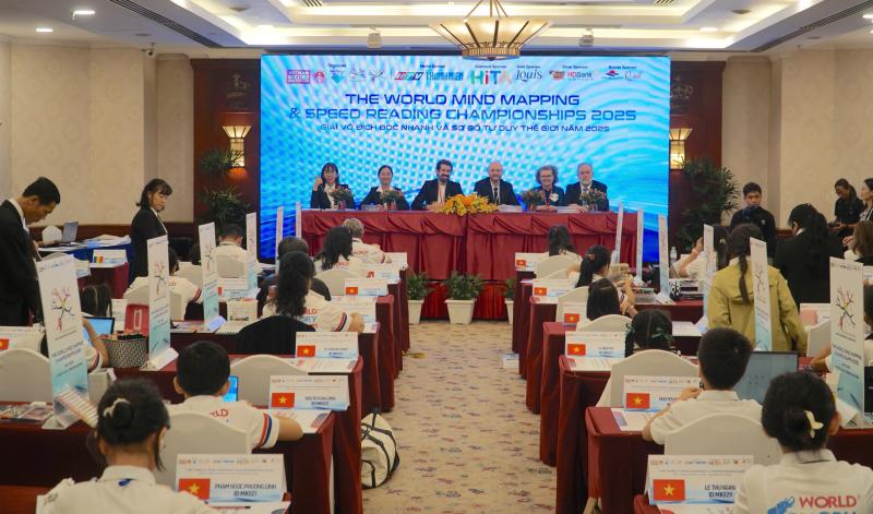 Bên trong 'đấu trường não bộ', giải vô địch siêu trí nhớ 2025 có gì?- Ảnh 1.