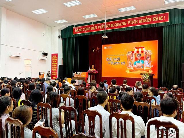 SHB kích hoạt chiến dịch 60 ngày chuyển đổi tăng tốc cho tiểu thương trên toàn quốc- Ảnh 2.