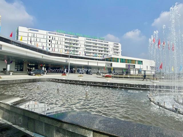 Ấn tượng thiết kế sang, hiện đại của Bệnh viện Bạch Mai, Việt Đức cơ sở 2 - Ảnh 1.