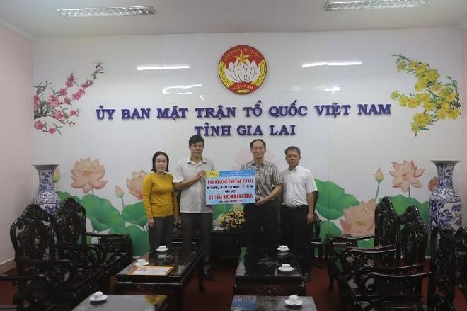 EVNGENCO3 hỗ trợ hơn 7 tỉ đồng cho miền Trung, Tây nguyên sau bão lũ - Ảnh 20.
