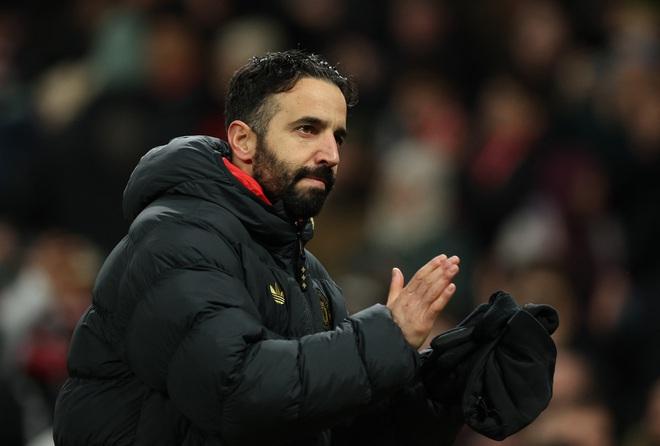 Arsenal vô địch lượt đi nếu thắng Aston Villa, HLV Amorim cùng M.U sẽ lại mạo hiểm?- Ảnh 2.