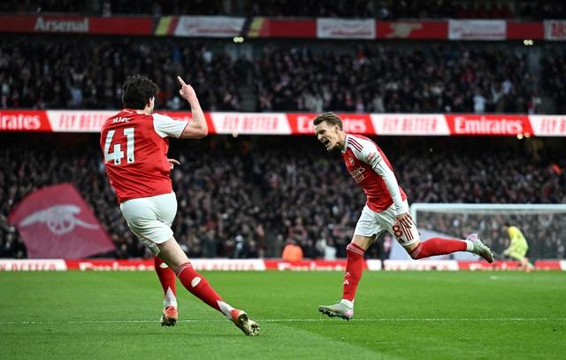 Arsenal vô địch lượt đi nếu thắng Aston Villa, HLV Amorim cùng M.U sẽ lại mạo hiểm?- Ảnh 4.