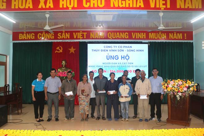 EVNGENCO3 hỗ trợ hơn 7 tỉ đồng cho miền Trung, Tây nguyên sau bão lũ - Ảnh 21.