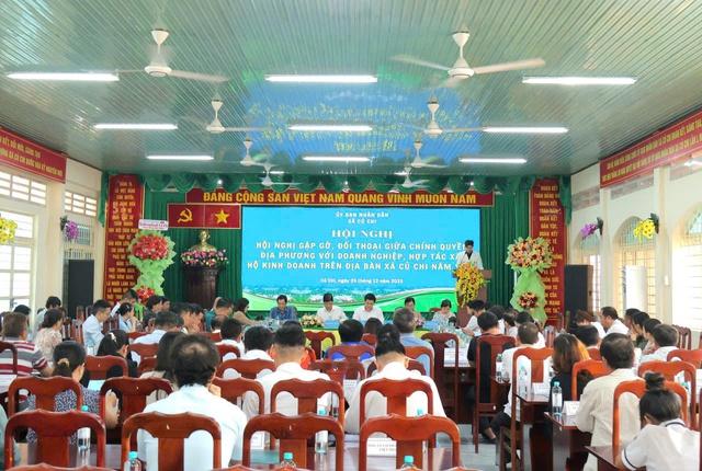 Chính quyền xã Củ Chi đối thoại để gỡ khó cho doanh nghiệp- Ảnh 1.