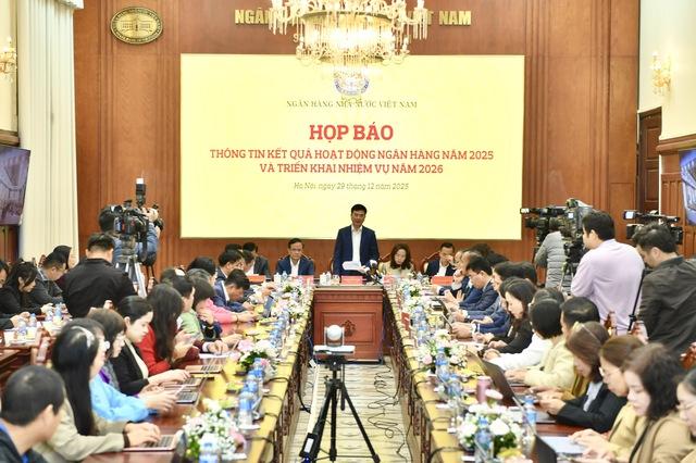 Ngân hàng cho vay hơn 18,4 triệu tỉ đồng - Ảnh 1.