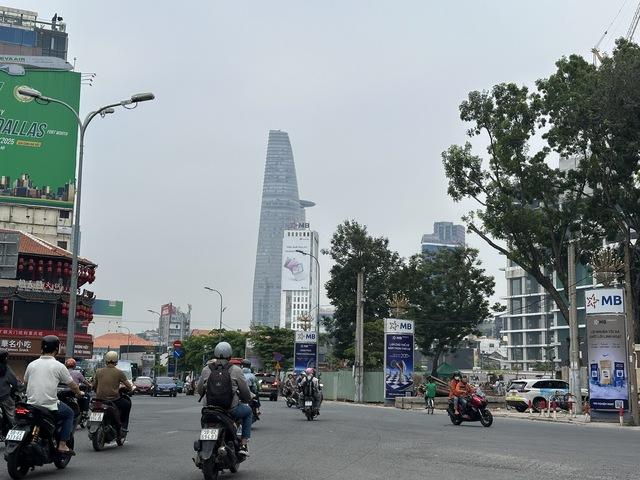TP.HCM tăng cường giám sát, giải quyết ô nhiễm không khí - Ảnh 1.
