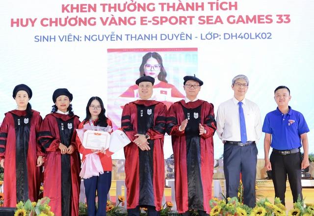 Trường đại học thưởng nóng hơn 130 triệu sinh viên giành Huy chương vàng SEA Games 33 - Ảnh 1.