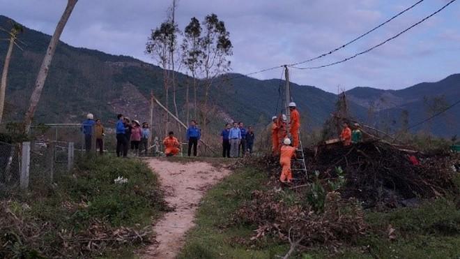EVNGENCO3 hỗ trợ hơn 7 tỉ đồng cho miền Trung, Tây nguyên sau bão lũ - Ảnh 3.