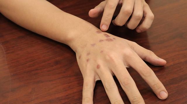Mồi nhử trên mạng xã hội và những nạn nhân lừa đảo trên mạng - Ảnh 3.