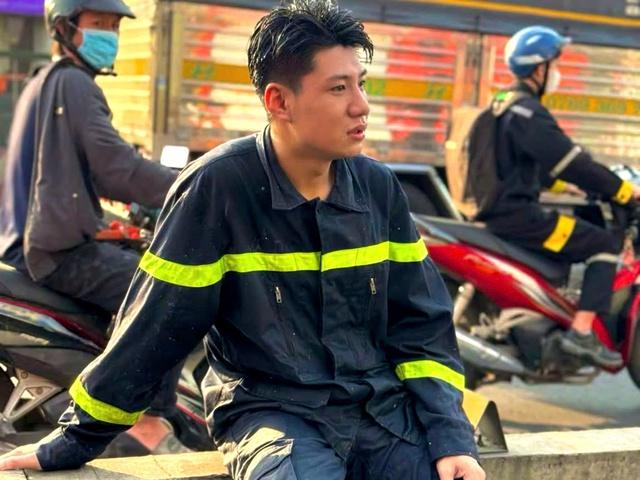 Chiến sĩ Công an TP.HCM cứu nữ sinh Đắk Lắk trong khoảnh khắc sinh tử- Ảnh 2.