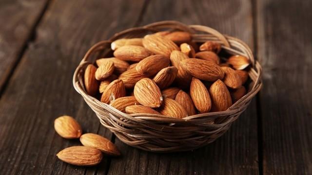 Top 6 thực phẩm như ‘kem dưỡng trắng da tự nhiên’ chị em càng ăn càng trẻ - Ảnh 4.