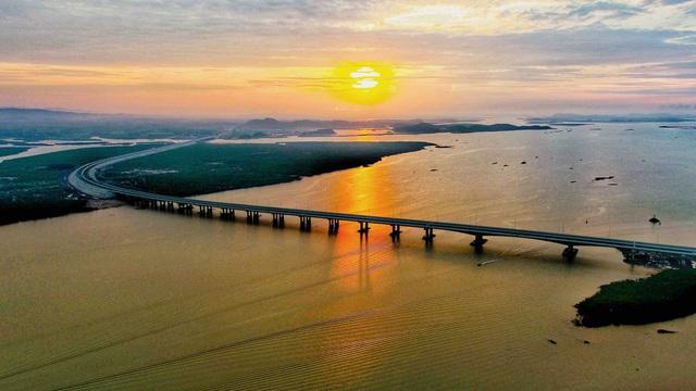Xuân về sớm trên 3.000 km cao tốc Bắc - Nam- Ảnh 3.