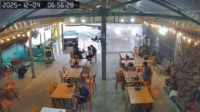 Đoàn cứu trợ quên thanh toán bữa sáng, chủ quán 'phản hồi' bằng nghĩa cử ấm lòng- Ảnh 1.