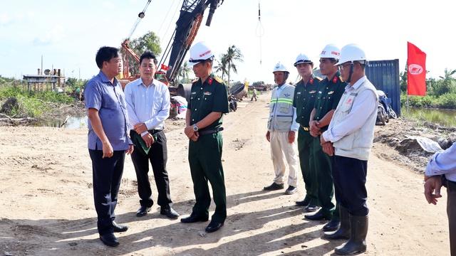 Cà Mau đôn đốc thi công cao tốc Đất Mũi khi giải phóng mặt bằng đạt 95%

- Ảnh 1.