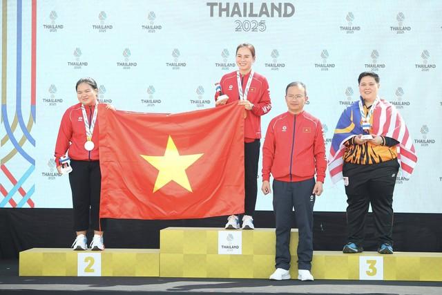 Nóng: Trịnh Thu Vinh tốp 1 VĐV tiêu biểu toàn quốc 2025, HLV Kim Sang-sik và U.22 Việt Nam được vinh danh- Ảnh 2.