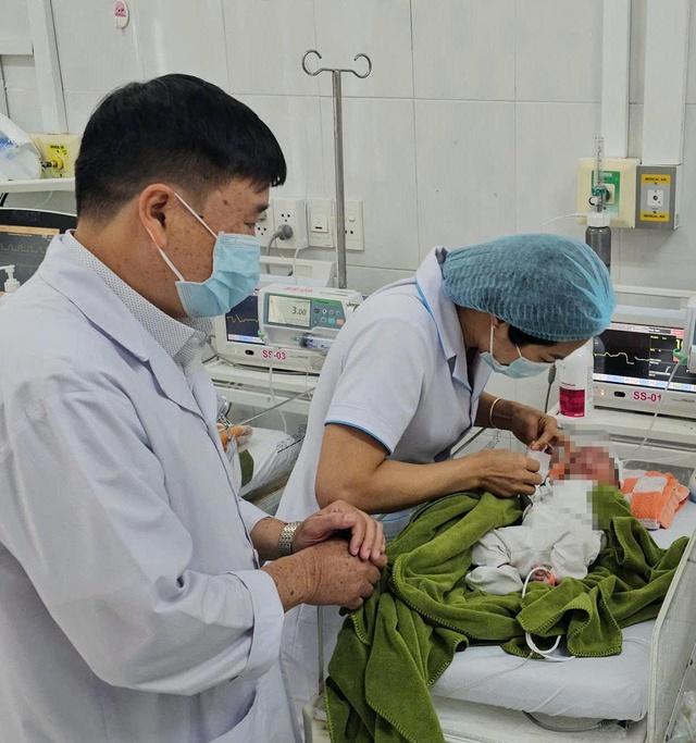 Bé gái sơ sinh bị vùi trong vườn cao su sắp có gia đình mới  - Ảnh 1.