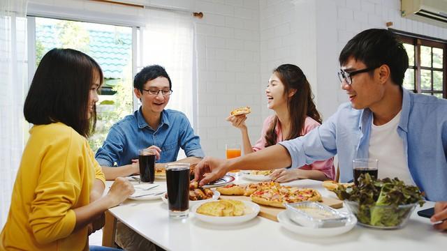 Loạt bí kíp ‘nâng cấp’ bản thân để tận hưởng trọn vẹn mùa lễ hội- Ảnh 3.