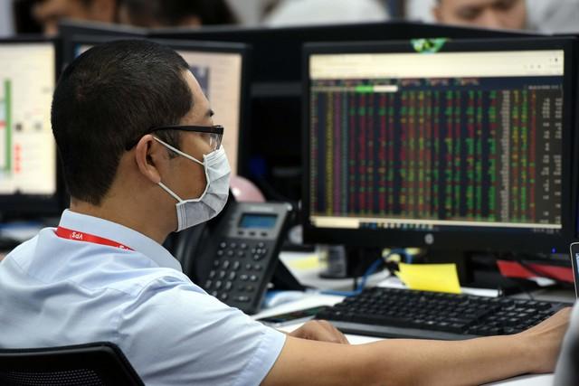 Cổ phiếu Apax Holdings của 'Shark' Thủy bị hủy giao dịch trên sàn chứng khoán- Ảnh 1.