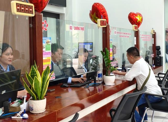 Đà Nẵng: Chỉ một lần khai báo tại bệnh viện, giấy khai sinh được gửi tận nhà- Ảnh 1.