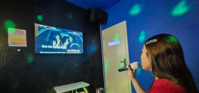 Karaoke chỉ có… 1 người- Ảnh 1.