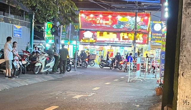 TP.HCM: Án mạng trên đường 339, một người đàn ông tử vong  - Ảnh 1.