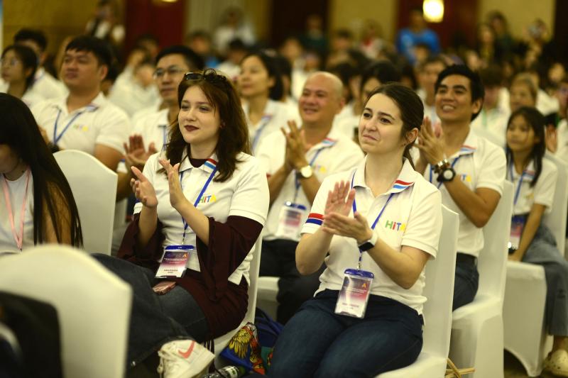 Giải vô địch Siêu trí nhớ 2025: Khoảnh khắc ấn tượng của vận động viên nước ngoài- Ảnh 1.