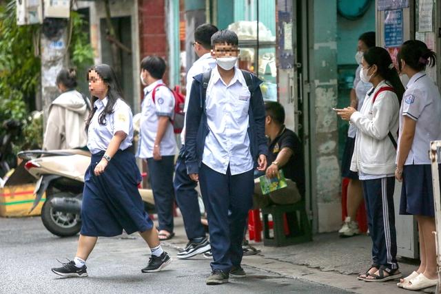 'Điểm nghẽn' lớn nhất trong quản lý dạy thêm - Ảnh 1.
