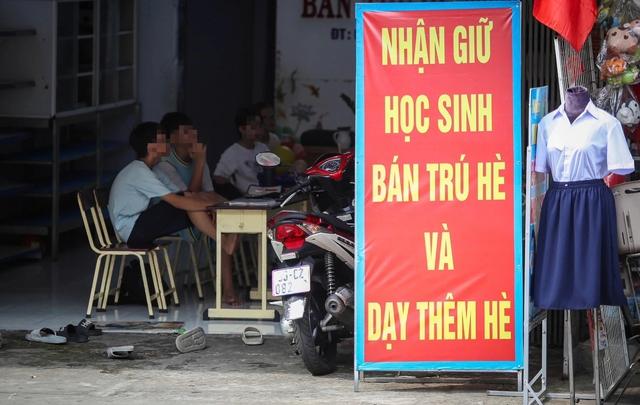 'Điểm nghẽn' lớn nhất trong quản lý dạy thêm - Ảnh 2.