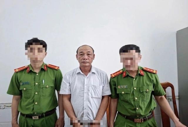 Cà Mau bắt tạm giam đàn ông dựng chuyện vay tiền lừa đảo hơn ba tỉ đồng   - Ảnh 1.