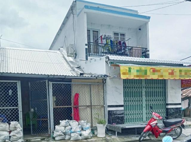 Cà Mau: Xử phạt hộ dân lấn chiếm đất công xây nhà - Ảnh 1.