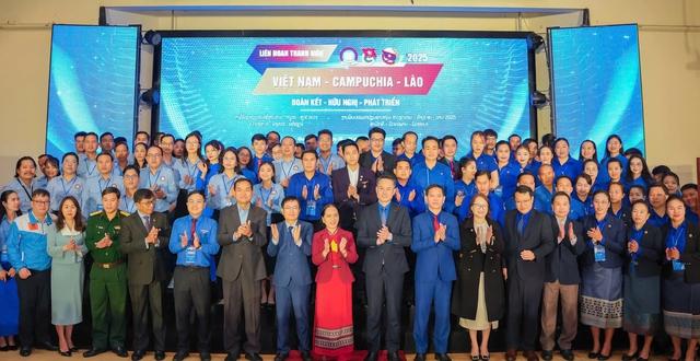 Mỗi thanh niên thành những 'nhịp cầu nối' vững chắc cho tình hữu nghị - Ảnh 5.
