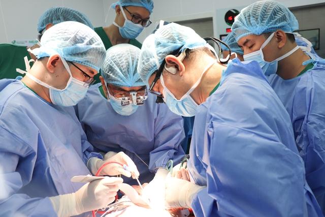 Vì sao suốt 21 năm, Bệnh viện Nhi đồng 2 chỉ ghép tạng được 87 ca?- Ảnh 2.